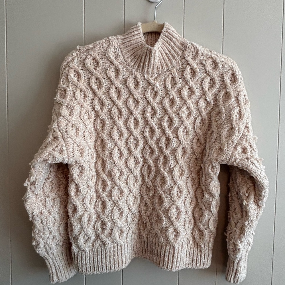 Men's Cream Cable Knit Sweater